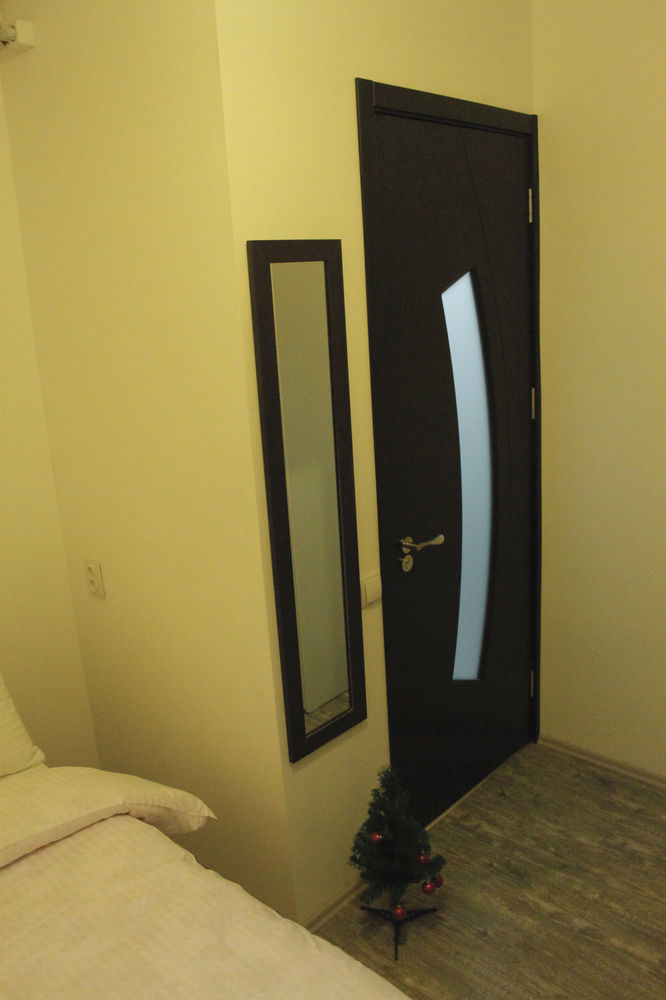 Apartment On Rustaveli Avenue Тбилиси Екстериор снимка