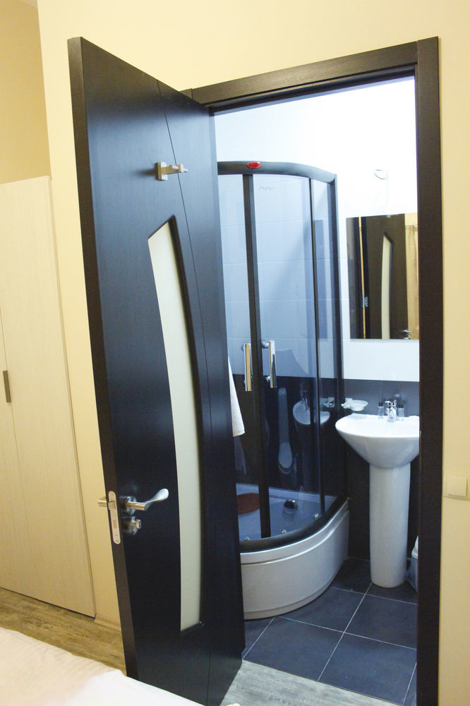 Apartment On Rustaveli Avenue Тбилиси Екстериор снимка